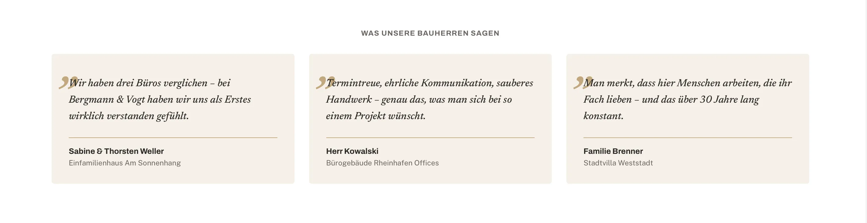 Testimonial-Ausschnitt mit Kundenstimmen